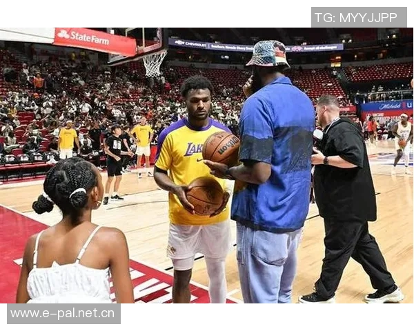 夸梅直言布朗尼防守能力不足父亲光环让他受到过高期待 夸梅直言布朗尼防守能力不足父亲光环让他受到过高期待