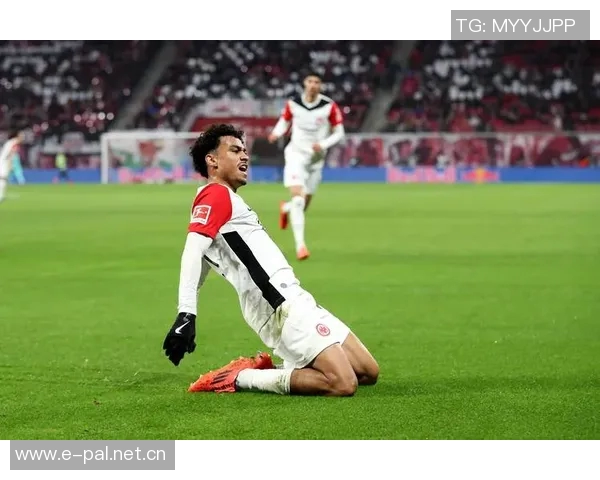 德天空报道法兰克福冬窗有意租借纽卡前锋奥苏拉加强阵容 德天空报道法兰克福冬窗有意租借纽卡前锋奥苏拉加强阵容