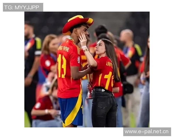 亚马尔女友透露未来想当母亲目前未怀孕已交往两个月感情甜蜜 亚马尔女友透露未来想当母亲目前未怀孕已交往两个月感情甜蜜