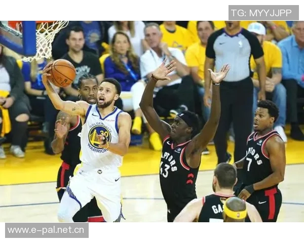 文班与追梦角色互换表现对比分析三分命中率与失误情况揭示球队战术调整