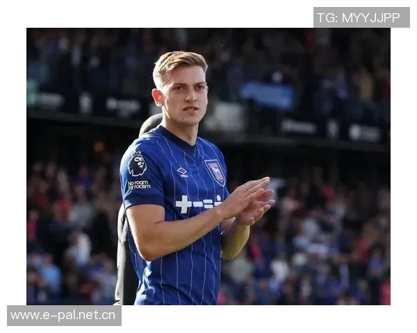 德拉普重返切尔西训练场3000万镑中锋复出备战新赛季