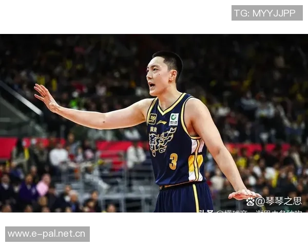 胡明轩半场表现低迷仅得1分正负值惨淡球队何时才能复苏