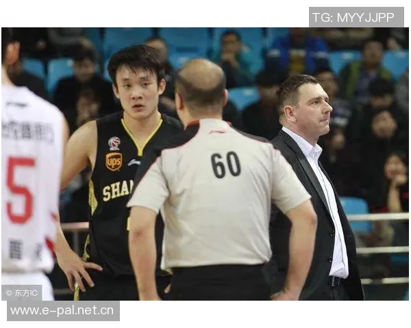 前国脚黄勇正式担任盐城队主教练开启新征程