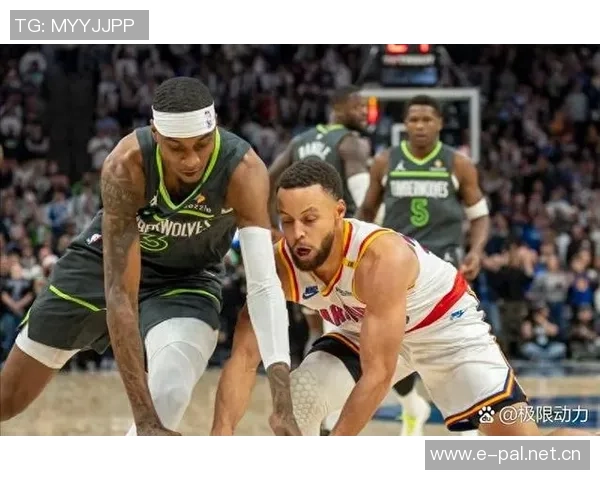 尽管努力拼搏戴维斯全场独得26分11篮板却难阻球队失利 尽管努力拼搏戴维斯全场独得26分11篮板却难阻球队失利